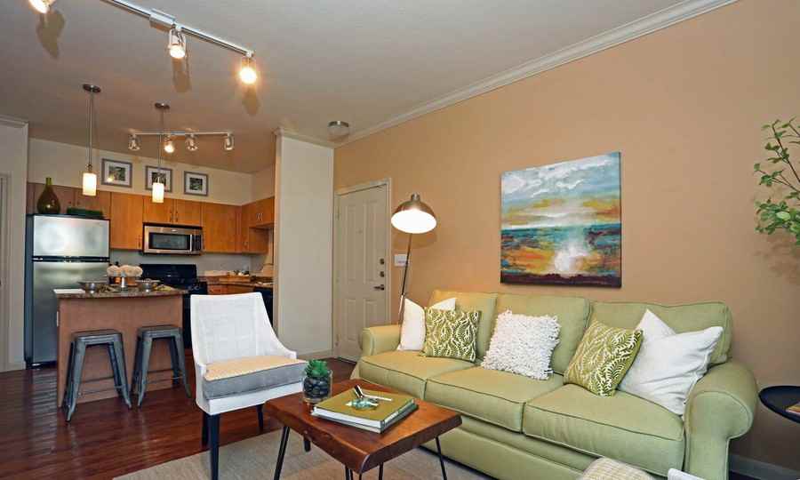 Metric/Running Bird #802 - Photo 2 of 45