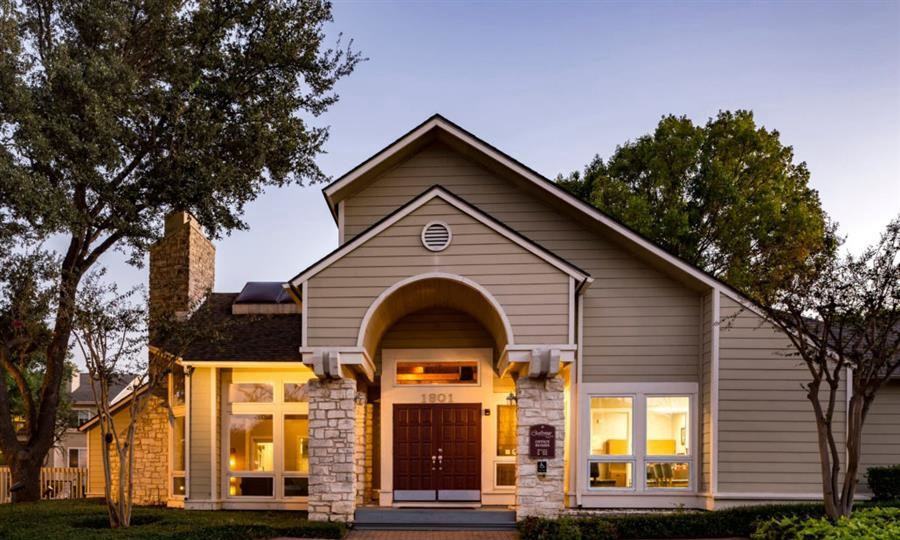 14141 Thermal Dr #680 - Photo 4 of 16