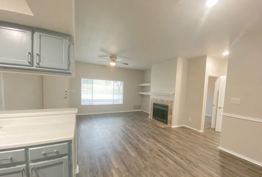 14141 Thermal Dr #680 - Photo 6 of 16