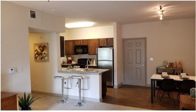 111 W 51st St #1324 - Photo 2 of 21