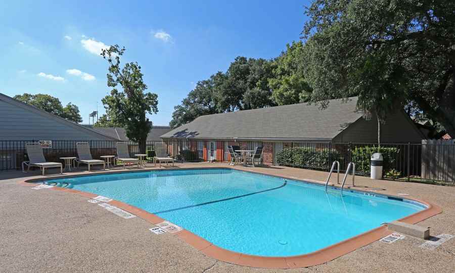 506 E Anderson Ln #291 - Photo 3 of 50