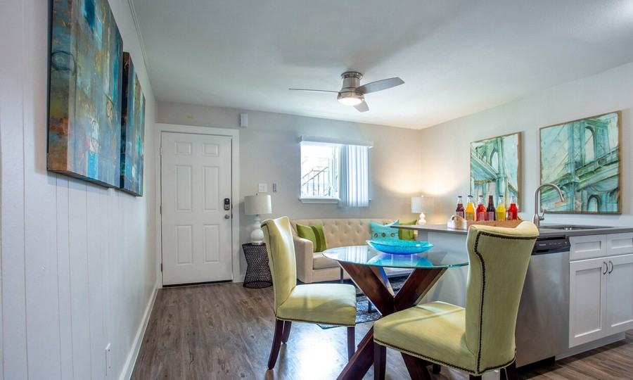 911 Romeria Dr #870 - Photo 5 of 17