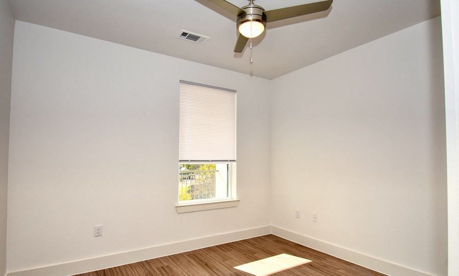 1644 E 2nd St #567 - Photo 3 of 20