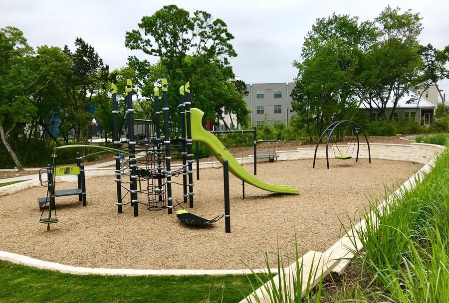 11023 Four Points Dr #272 - Photo 6 of 16