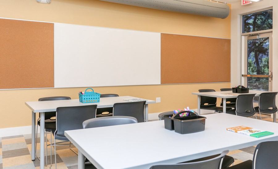 11023 Four Points Dr #272 - Photo 7 of 16