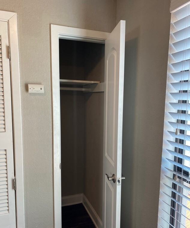 4322 Bull Creek Rd #1427 - Photo 5 of 17