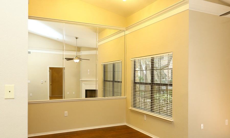 6707 Brodie Ln #389 - Photo 4 of 36