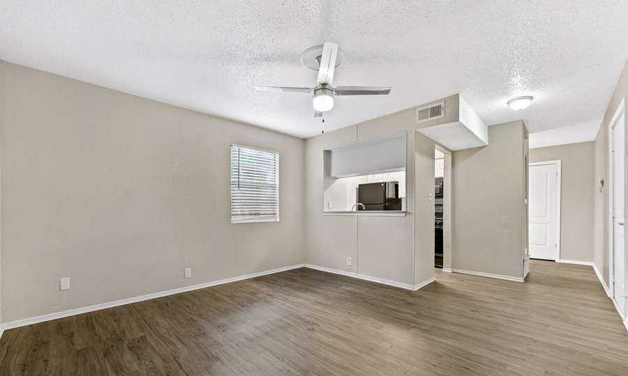 5612 N Lamar Blvd #1122 - Photo 3 of 50