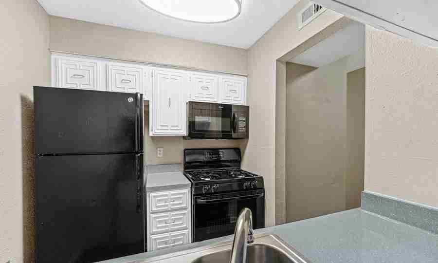 5612 N Lamar Blvd #1122 - Photo 5 of 50