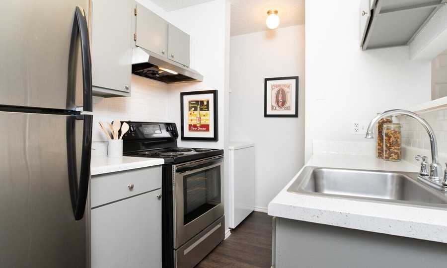 7616 Cameron Rd #1981 - Photo 4 of 28