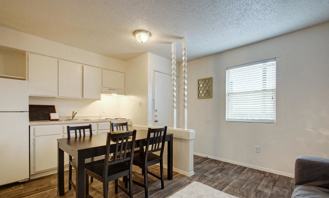 727 Lamar Pl #511 - Photo 1 of 1