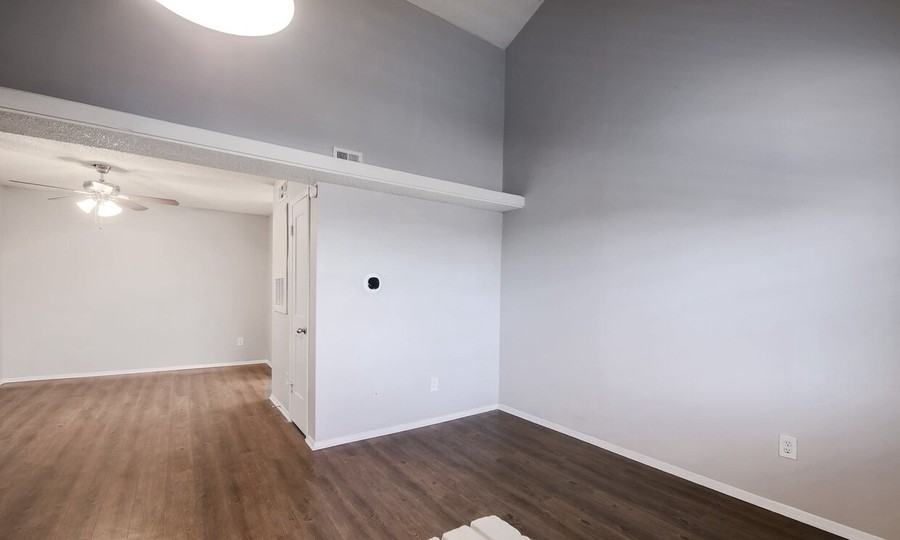 727 Lamar Pl #511 - Photo 5 of 36