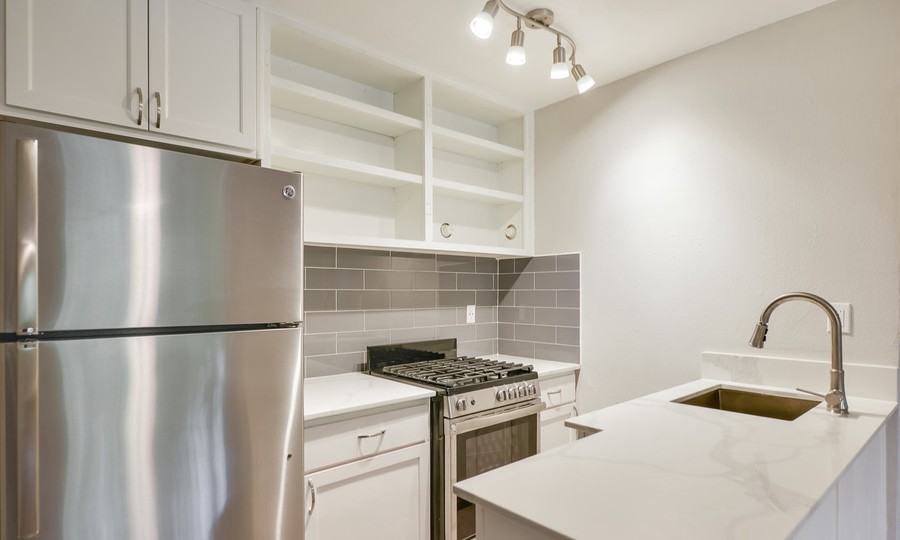 706 Hearn St #1221 - Photo 4 of 29