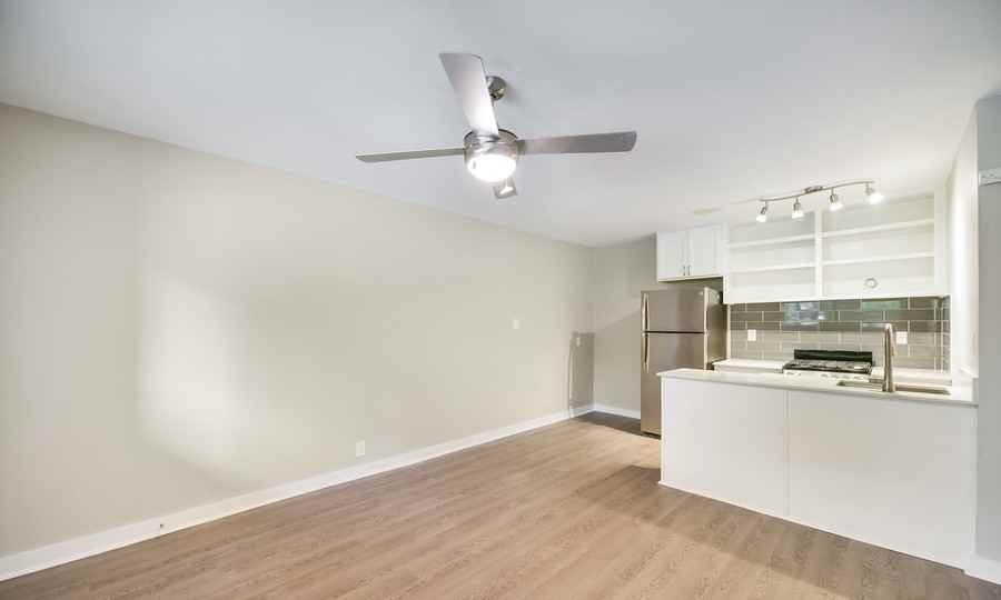 706 Hearn St #1221 - Photo 5 of 29