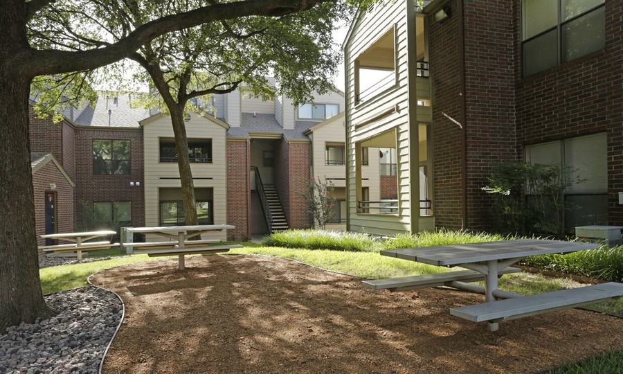 307 N Joe Wilson Rd #1815 - Photo 5 of 32