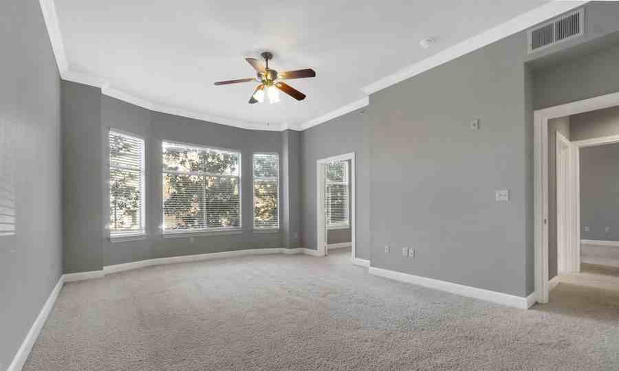 Randall St #1769 - Photo 4 of 14