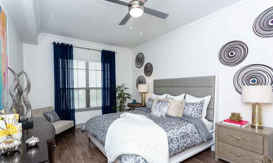 2616 Allen St #1004 - Photo 4 of 21