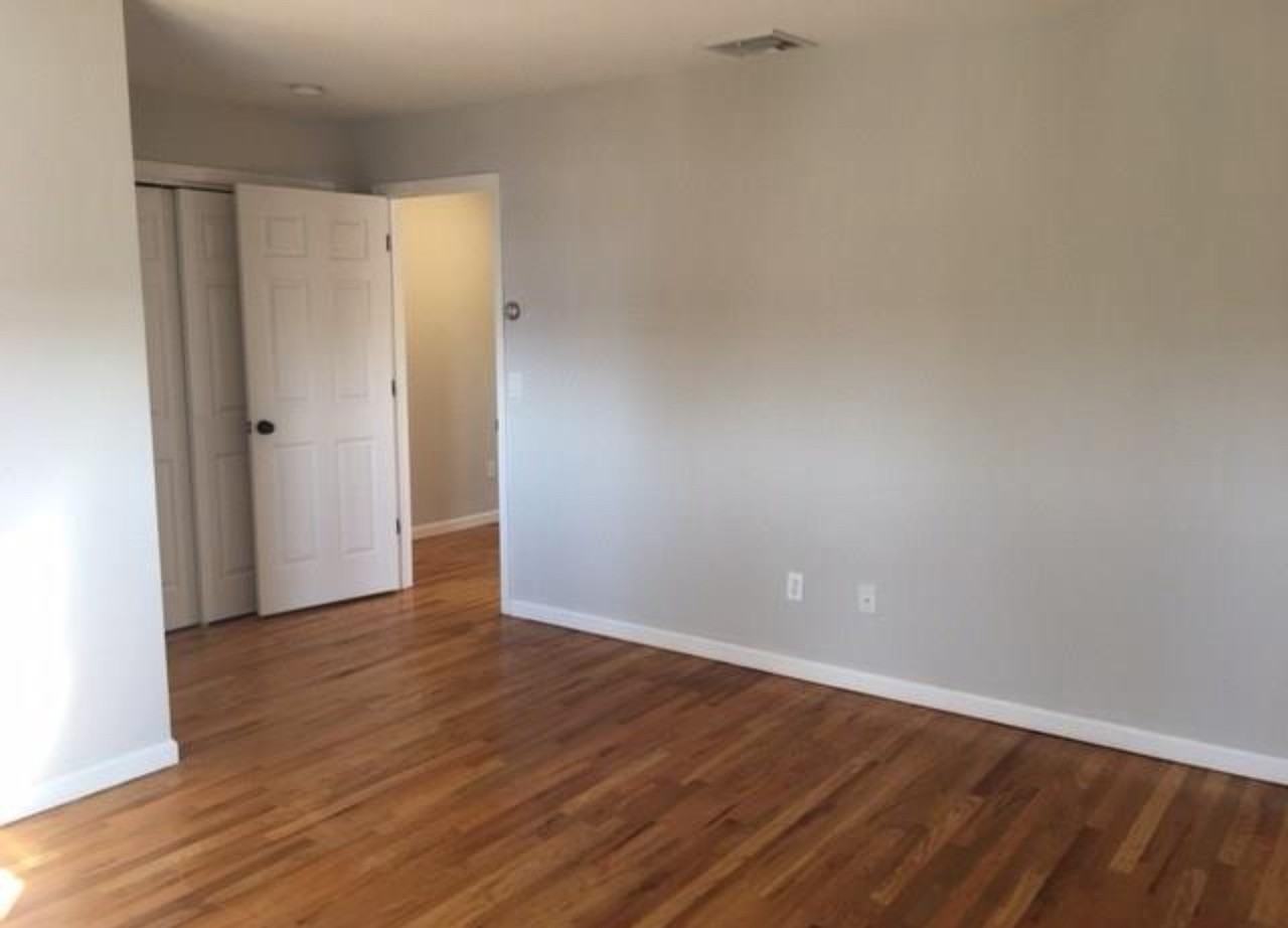 30 New St #B - Photo 2 of 12