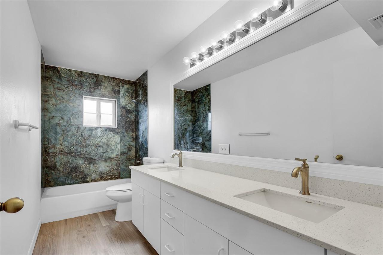 2244 Salerno Cir #2244 - Photo 2 of 13