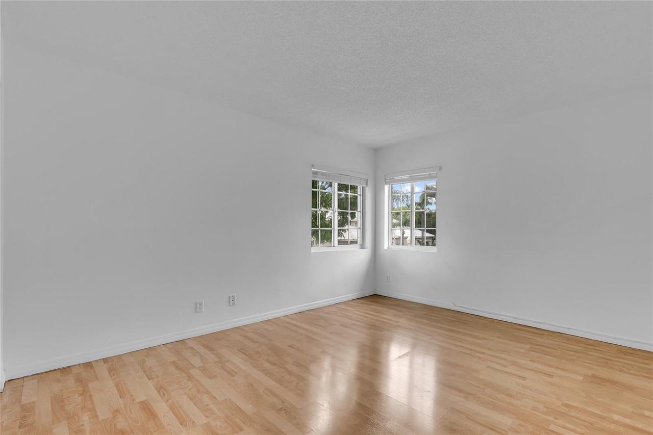 2244 Salerno Cir #2244 - Photo 3 of 13