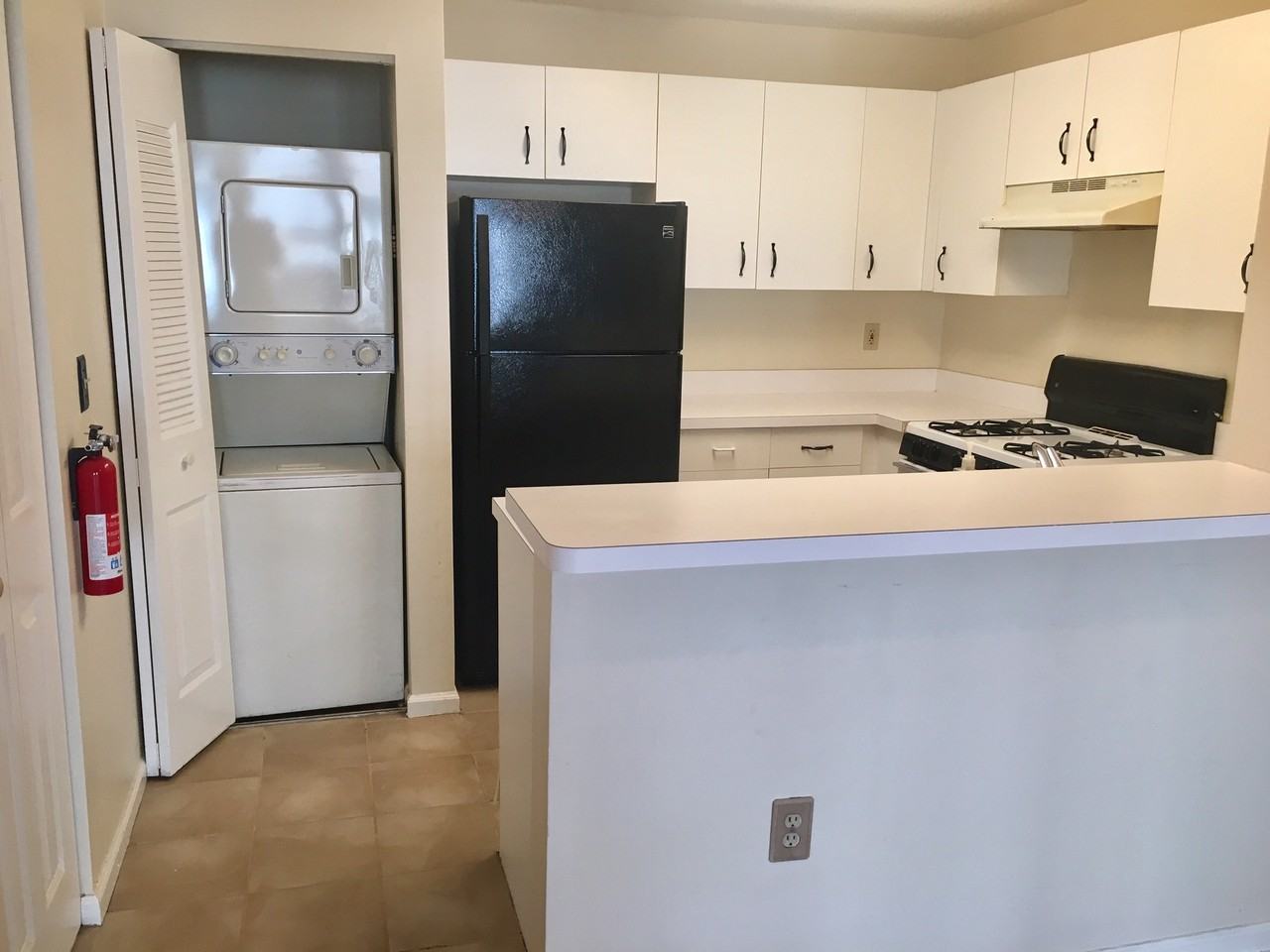 415 Edpas Rd #415 - Photo 3 of 12