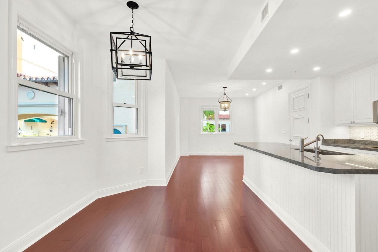 13631 Deering Bay Dr #217 - Photo 3 of 14