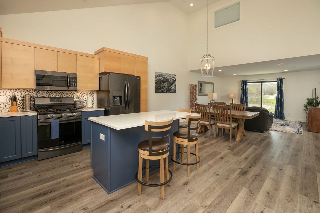 2487 Hadley Hills Dr Ne #MAIN - Photo 3 of 20