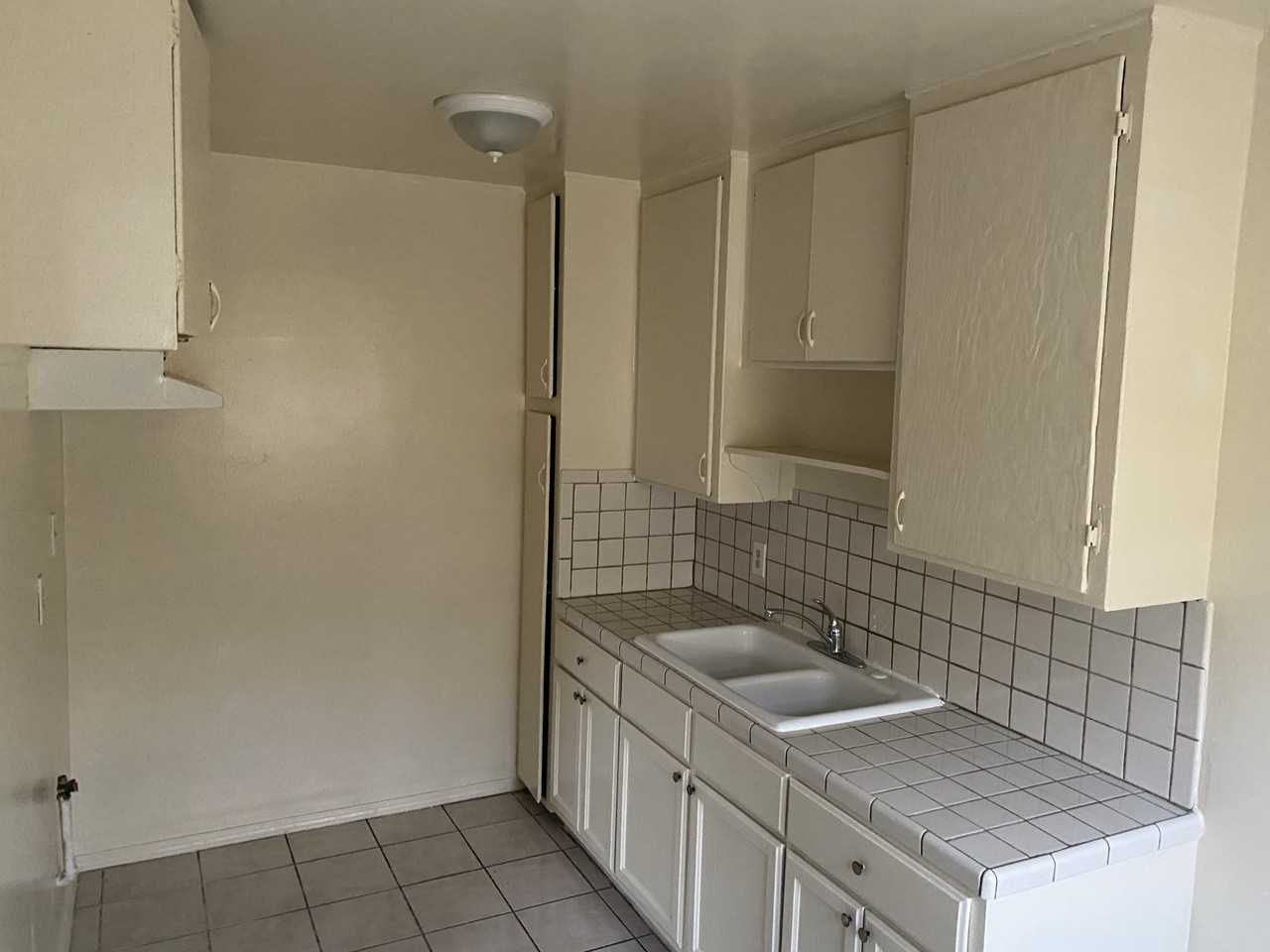 6820 1/2 Purdy Ave #6820-1-2 - Photo 2 of 8