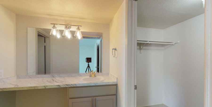 1546 Chenault St #533 - Photo 4 of 50