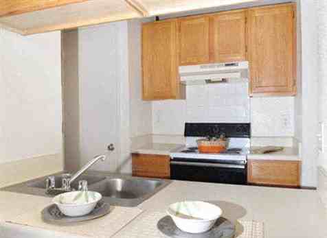 E Northwest Hwy #1711 - Photo 2 of 38