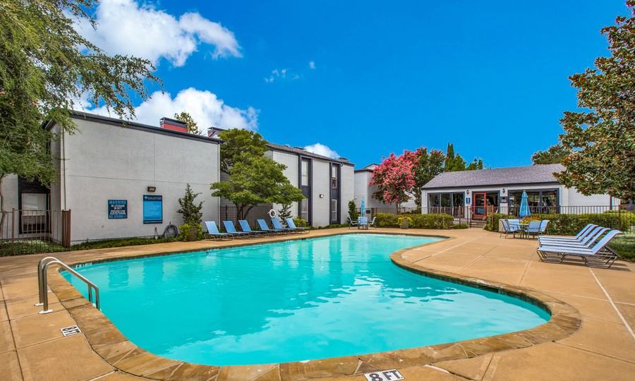 La Cosa Dr #1577 - Photo 2 of 16