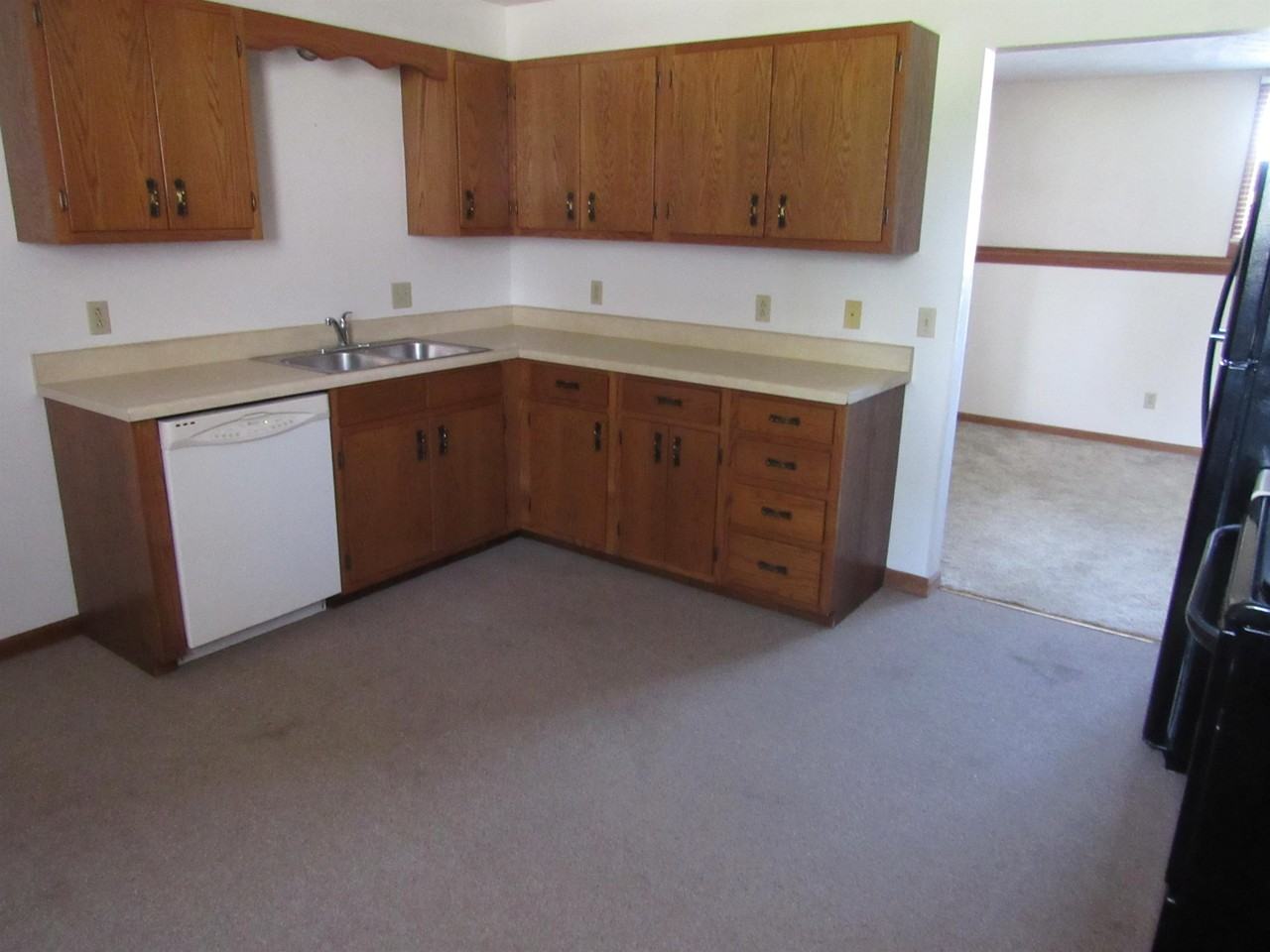 Meadowbrook Rd #837 - Photo 5 of 9