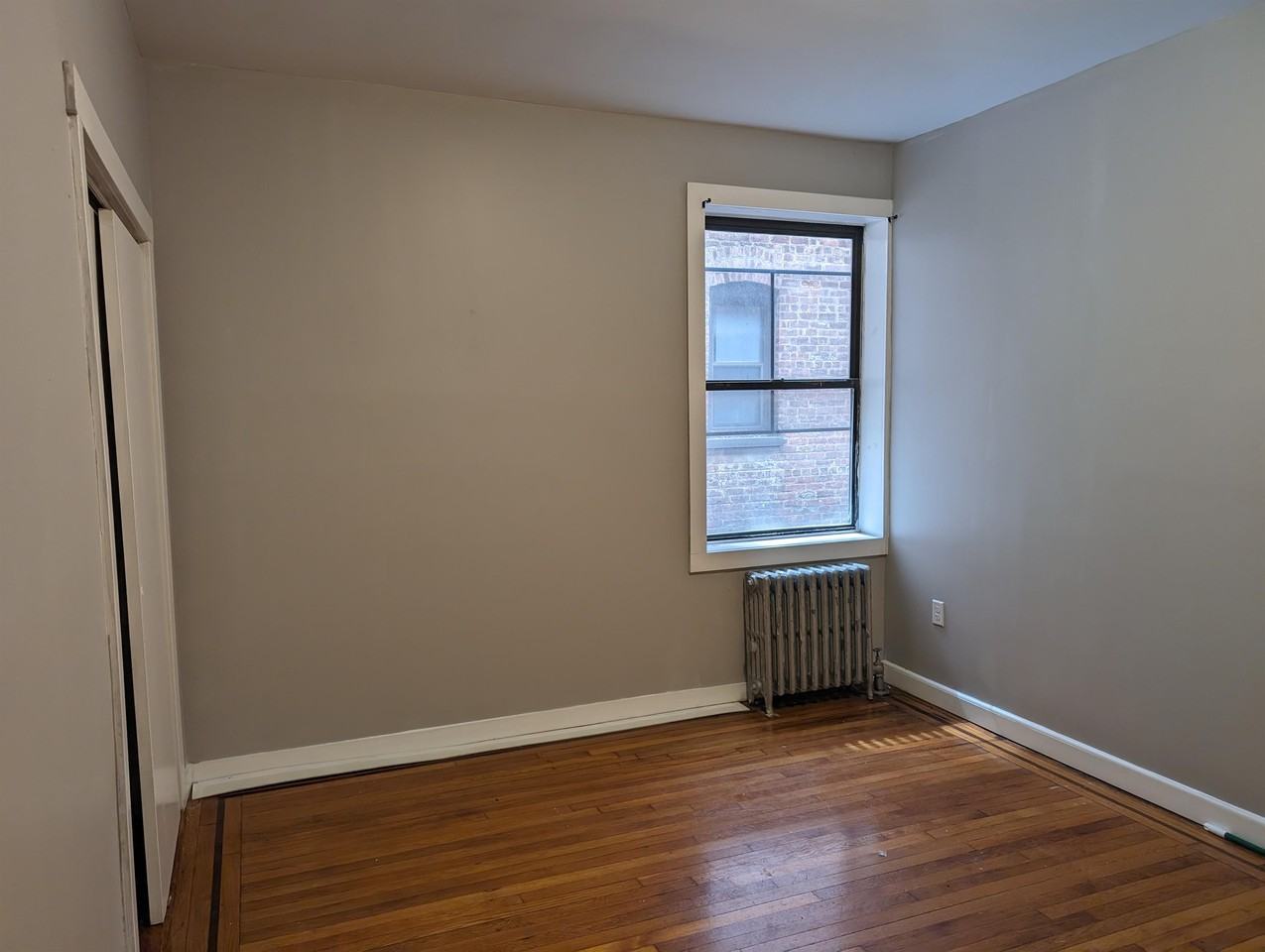 181 Madison St Apt B5 #B5 - Photo 3 of 6