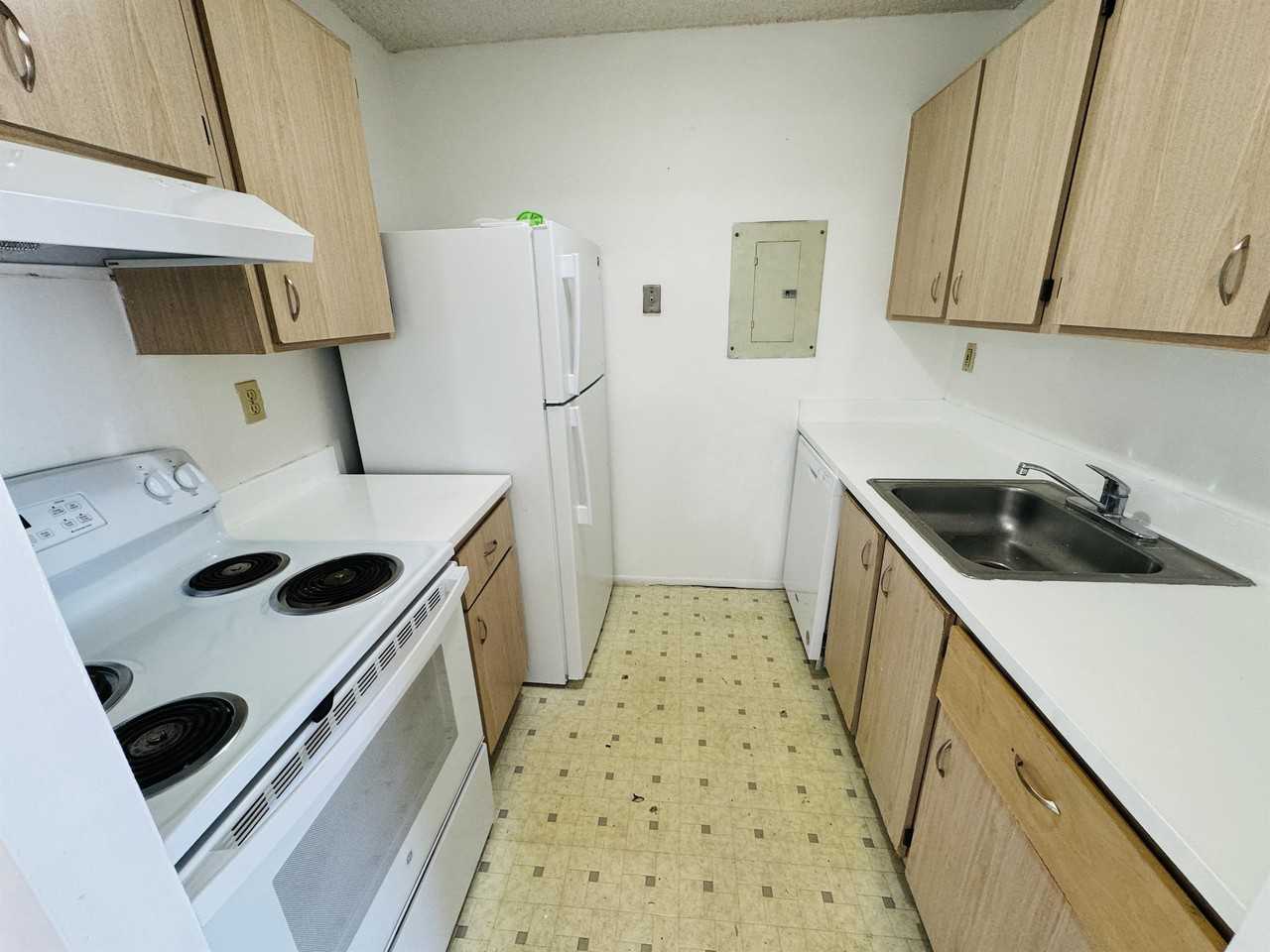 1068 N Benoist Farms Rd #312 - Photo 3 of 14