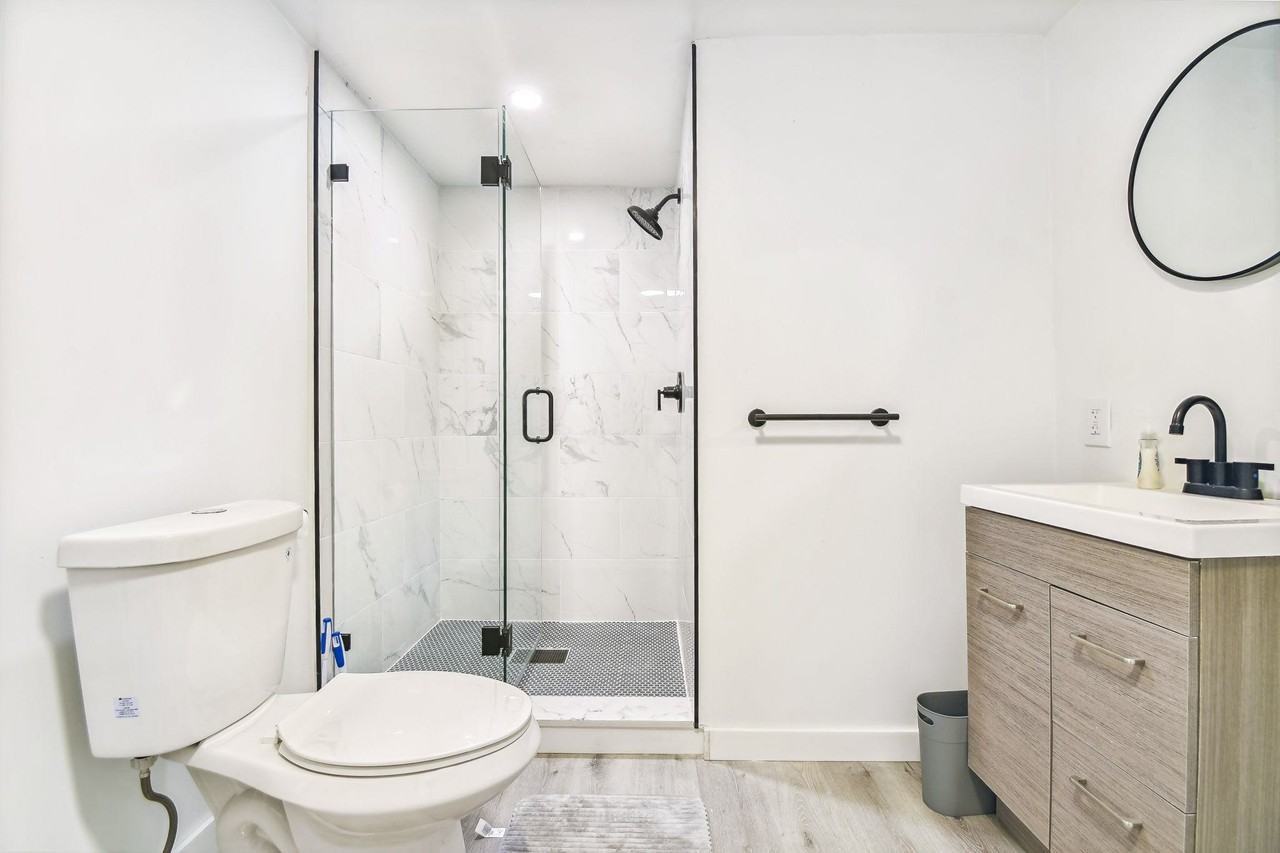 Xenia St N - Photo 7 of 11