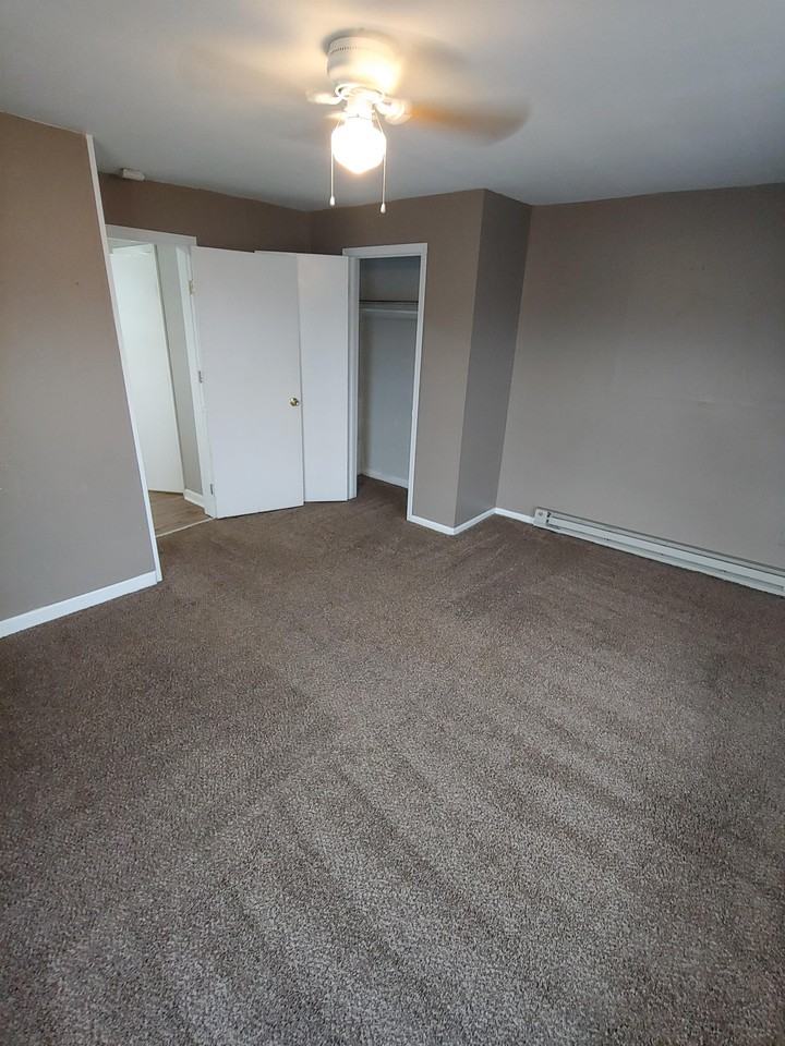 1409 S Broadway 5 #5 - Photo 2 of 7