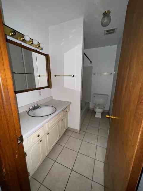 4829 Cleveland Ave #4829 - Photo 4 of 11