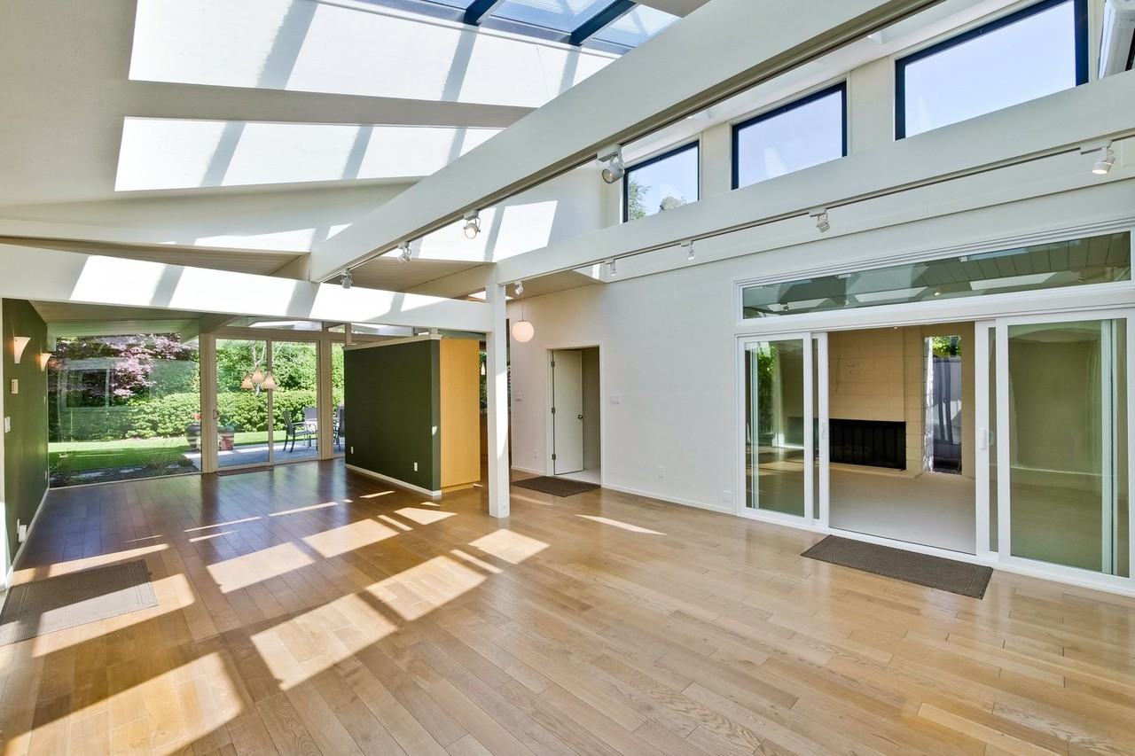 747 Holly Oak Dr - Photo 3 of 19