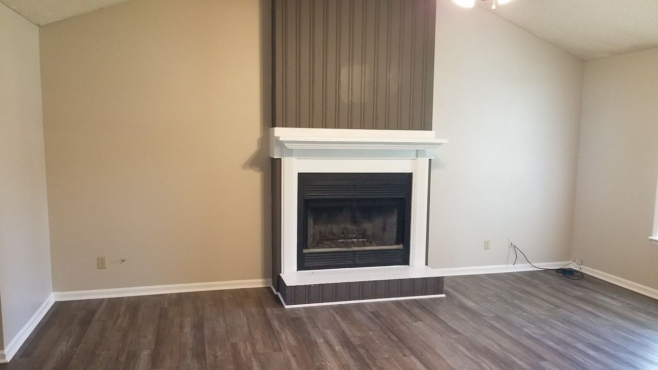 5116 Northridge Rd S - Photo 4 of 16