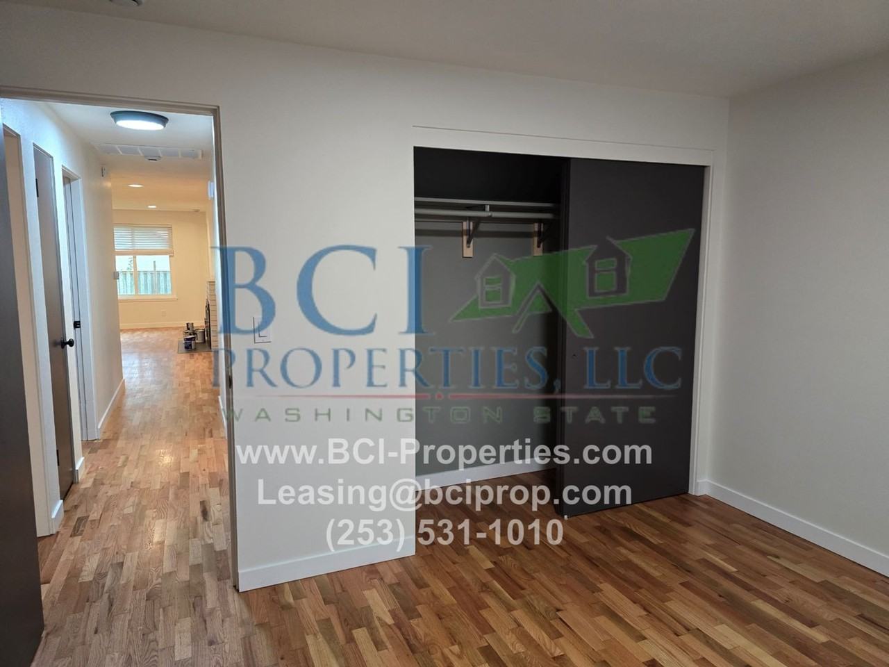 8811 Forest Ave Sw - Photo 6 of 50