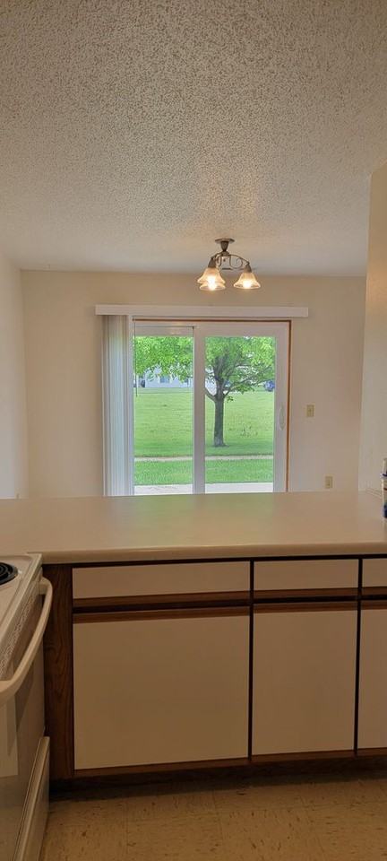 Prairie Village Townhomes - Photo 3 of 37