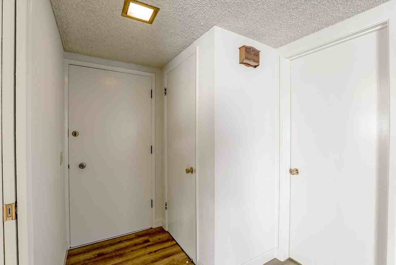 LEXINGTON 1323 - Photo 3 of 37