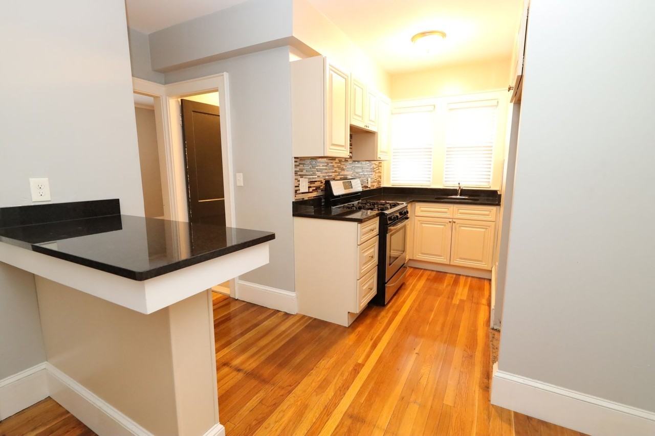Residences at Lafayette LLC - Photo 2 of 10