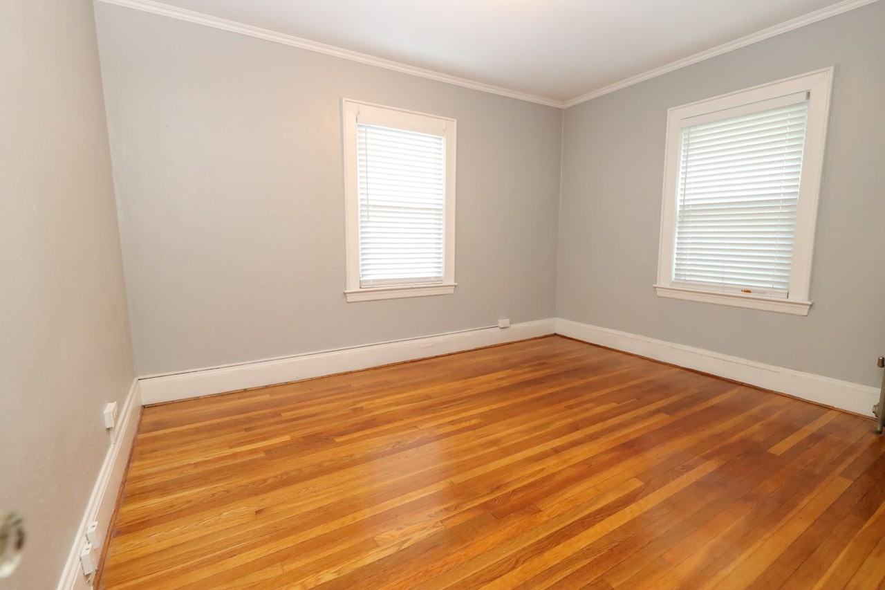Residences at Lafayette LLC - Photo 3 of 10