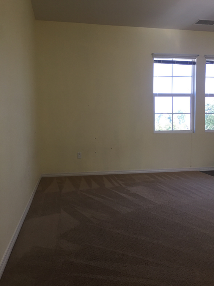 3155 Nimes Ln - Photo 4 of 12