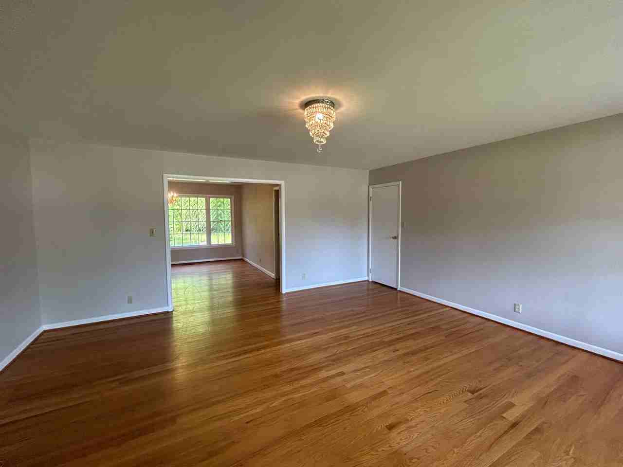 1504 Cloverdale Rd - Photo 2 of 21