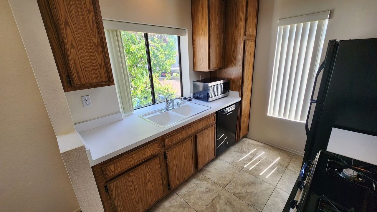 11187 Camino Ruiz #80 - Photo 5 of 12