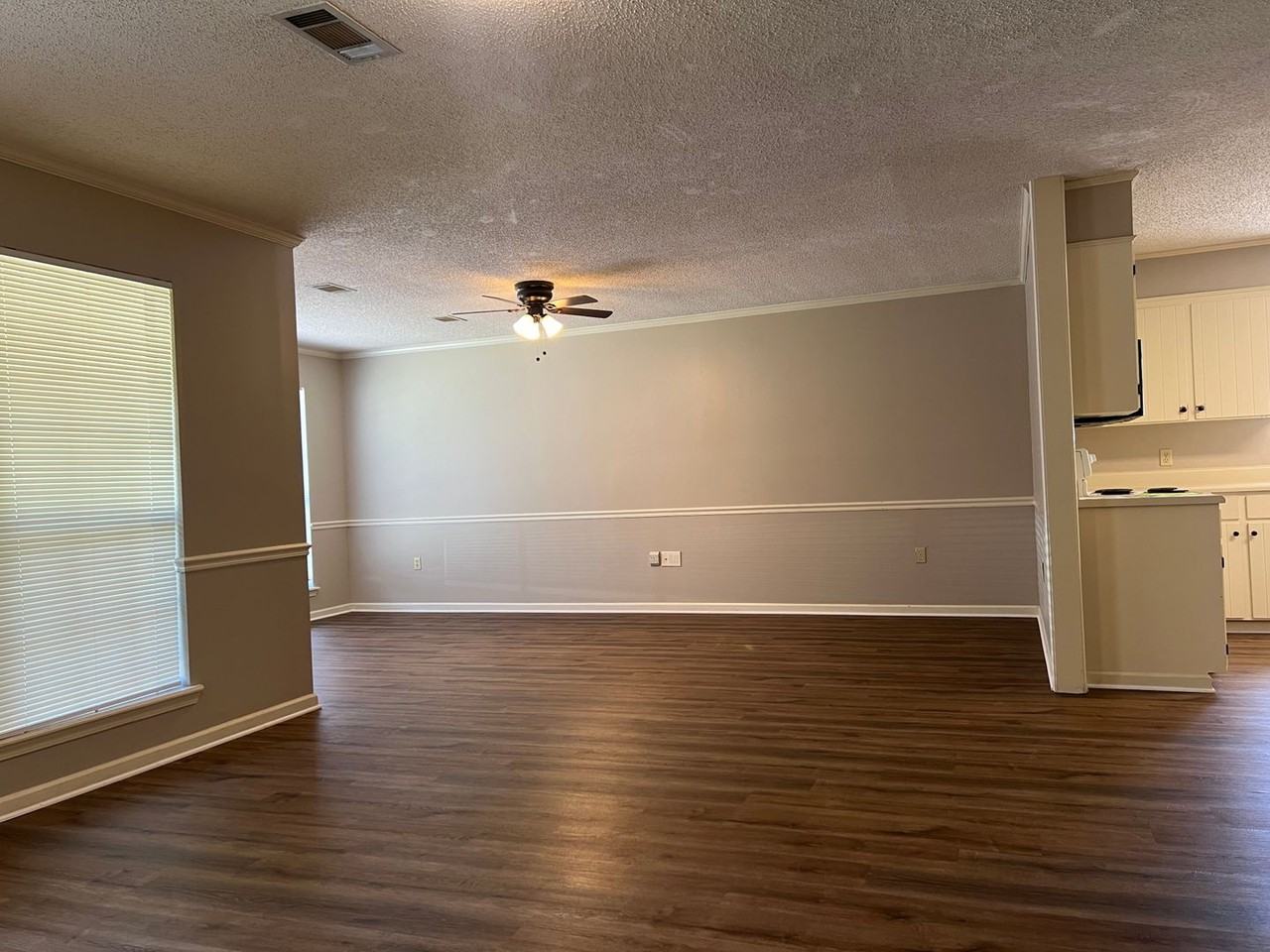 1609 Rushing Cir - Photo 4 of 19
