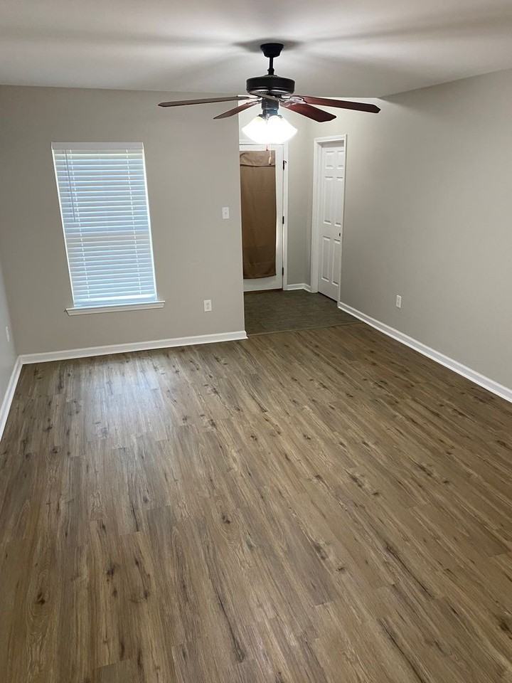 14621 Madison Ln - Photo 3 of 13