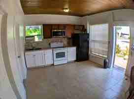 featured image of 401 Colonia Ln E ##E.